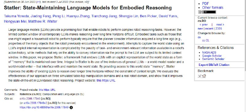一个新的框架，通过使用两个实例的大型语言模型：世界模型读取器和世界模型写入器来维护和接口交互世界状态，从而提高了机器人在没有上下文长度限制的情况下进行长时间推理的能力